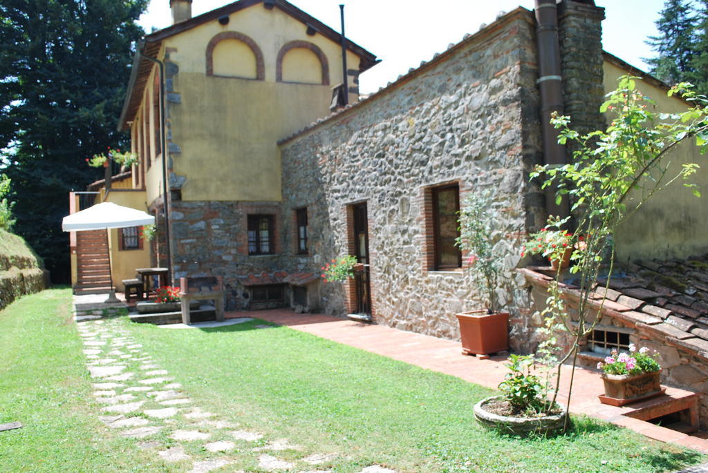Villa A Casa Del Tosi Lucca Exterior foto